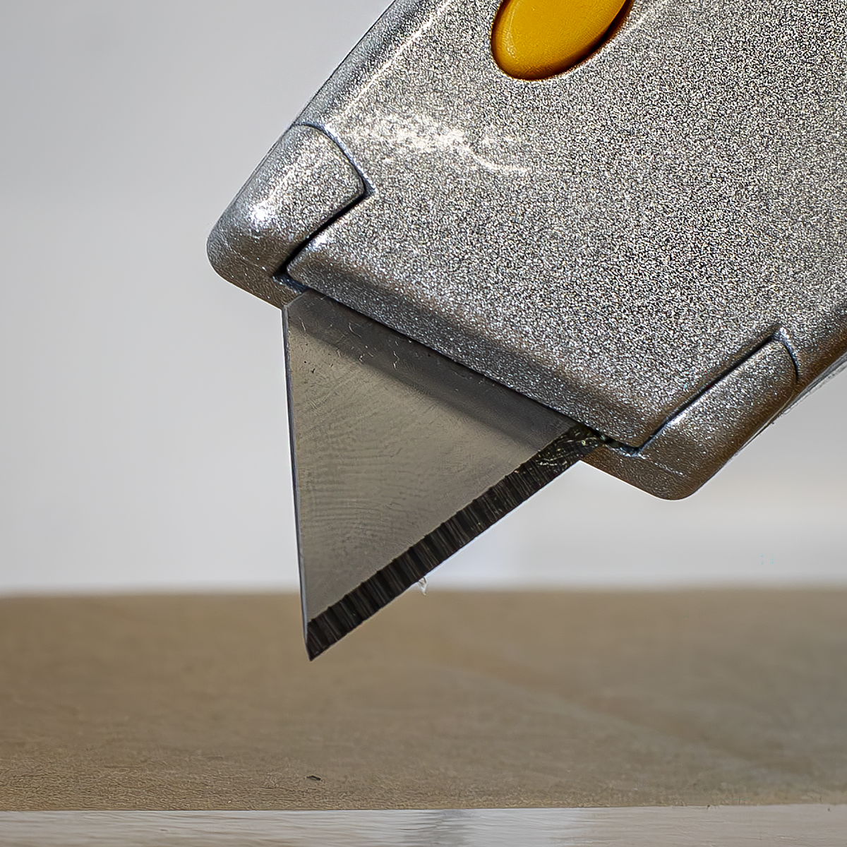 Premier AK8603 Premier Retractable Utility Knife