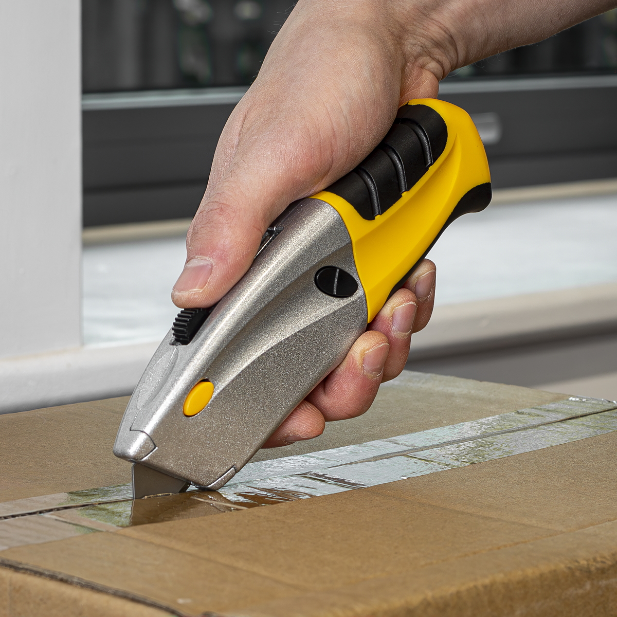 Premier AK8603 Premier Retractable Utility Knife