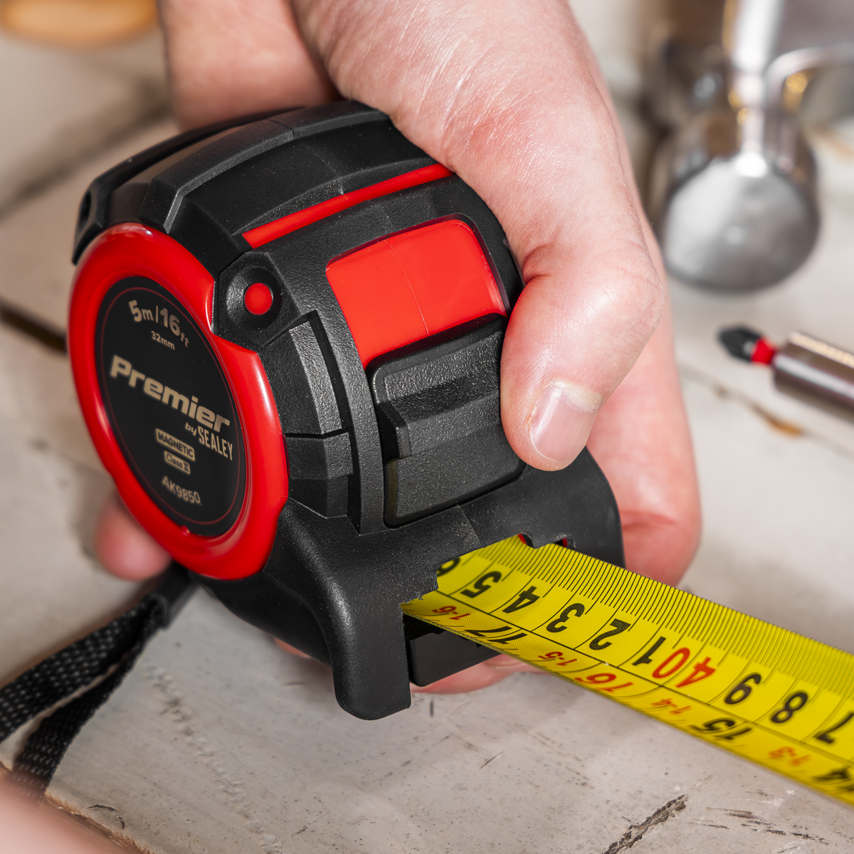 Premier AK9850 Premier Metric/Imperial Tape Measure Extra-Wide Blade 5m(16ft) x 32mm