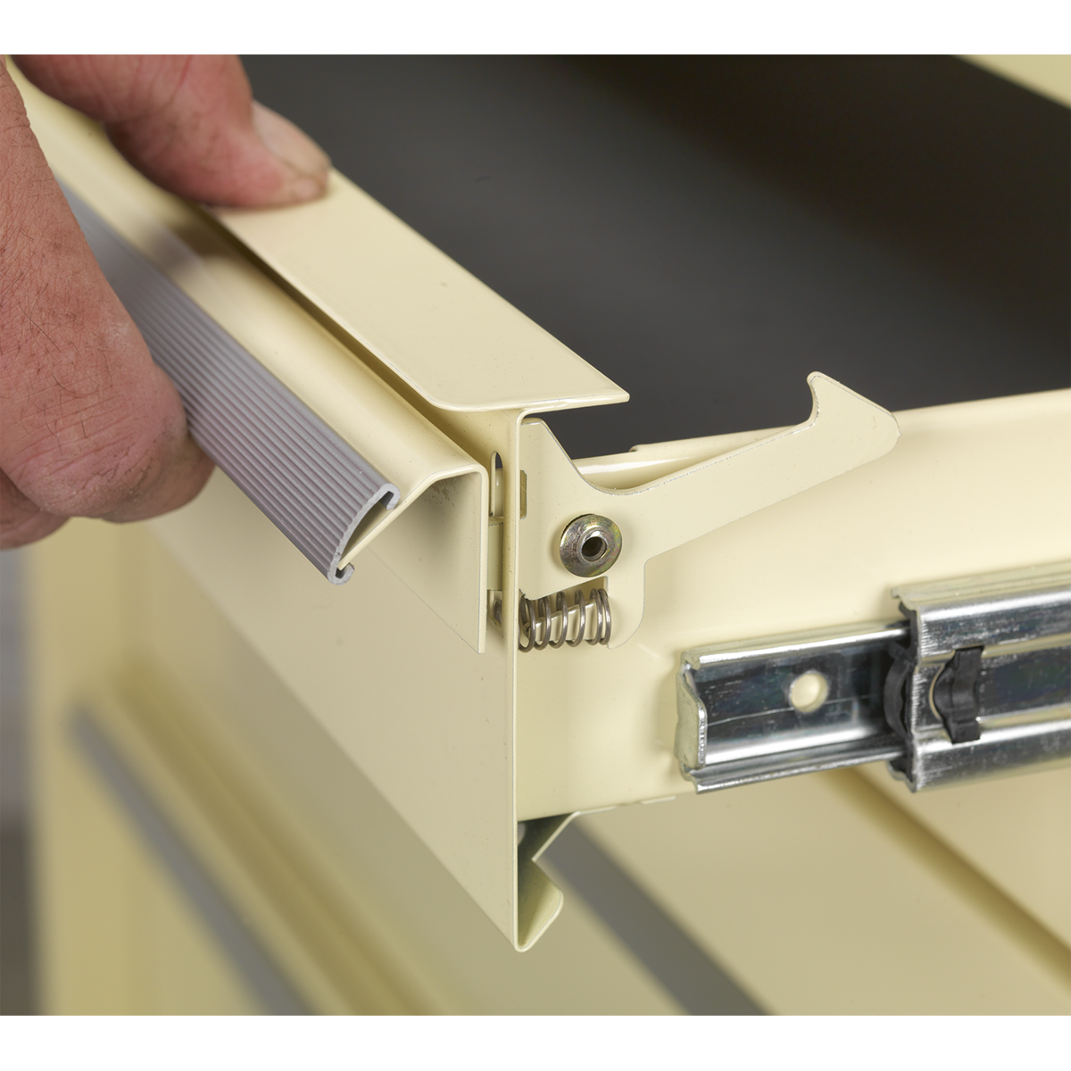 Premier AP28COMBO2 Premier™ Retro Style Topchest, Mid-Box Tool Chest & Rollcab Combination 10 Drawer - Cream