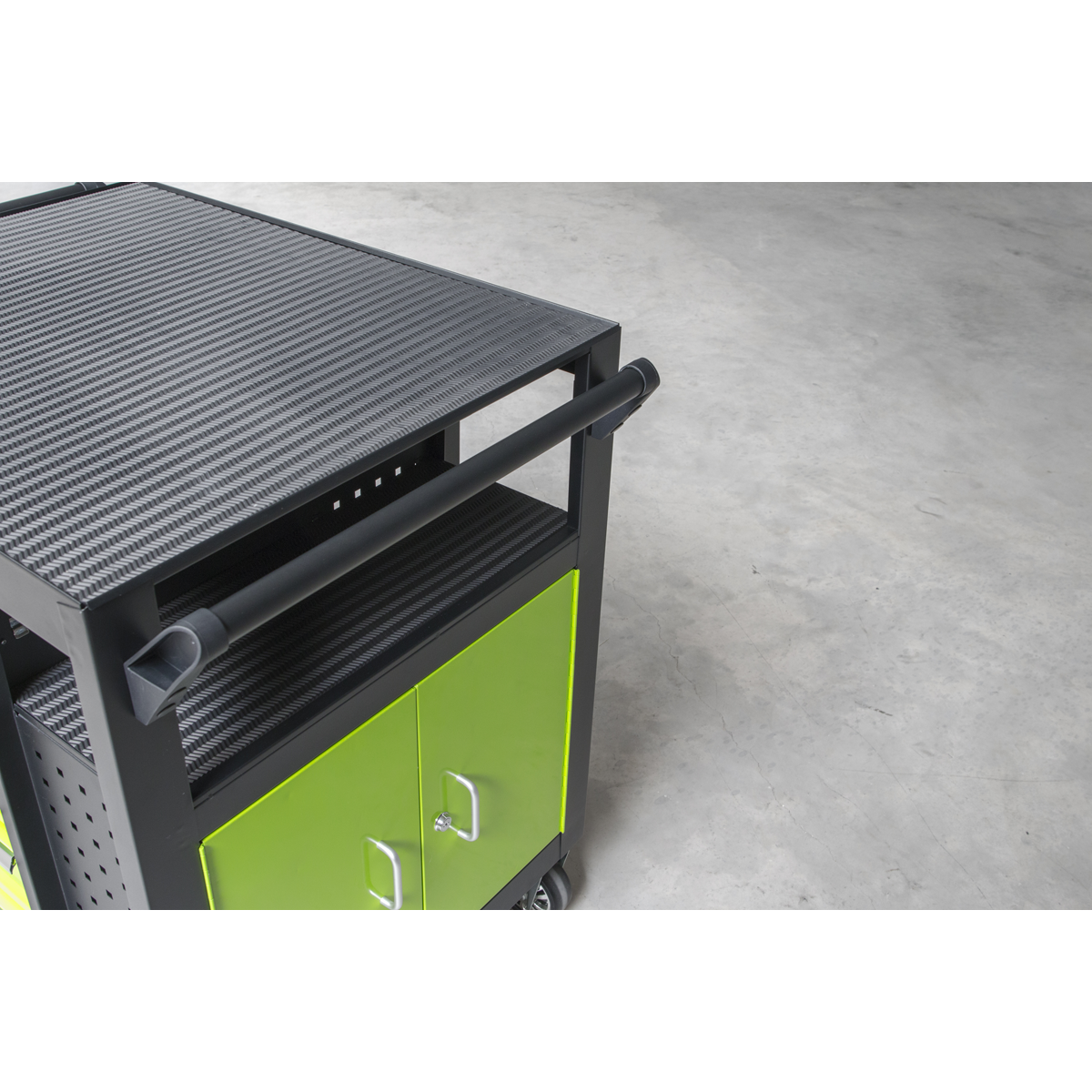 Premier AP36MWS Premier™ Mobile Workstation with 7 Drawers & Cupboard 920mm