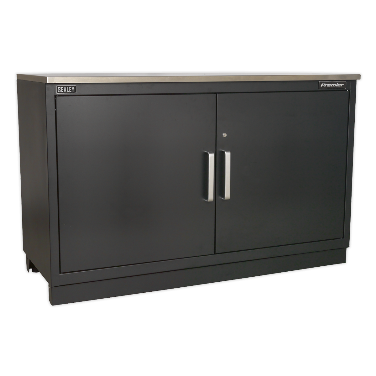Premier APMSOAK Premier™ Storage System with Hardwood Worktop 5.58m
