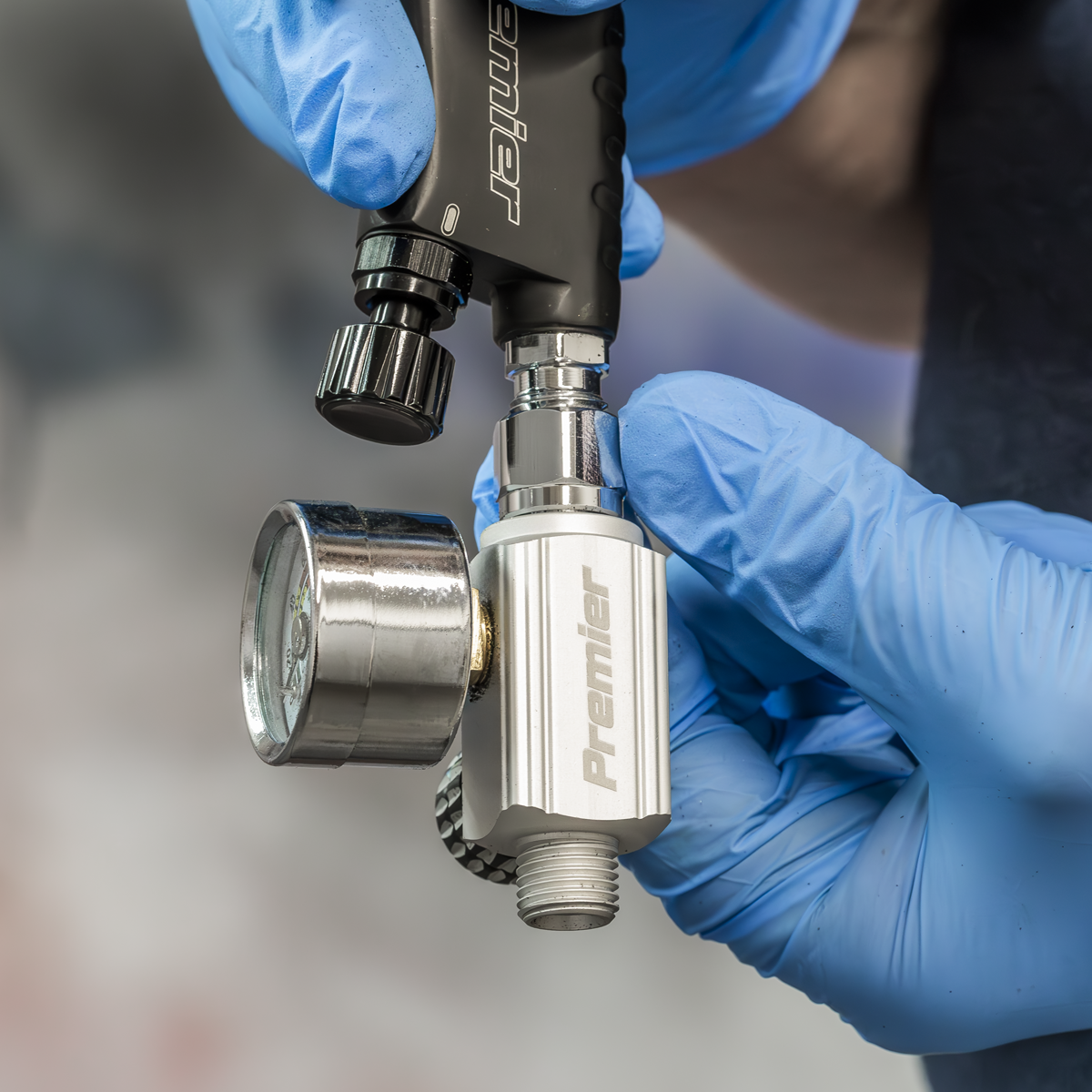 Premier AR01 On-Gun Air Pressure Regulator/Gauge