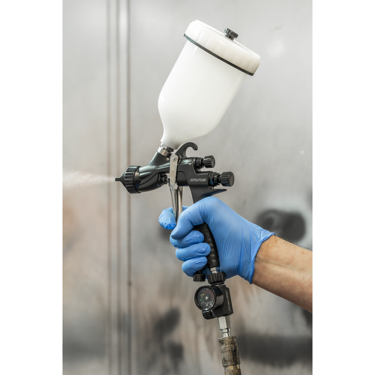 Premier AR02 Premier On-Gun Air Pressure Regulator/Gauge with Glass Lens