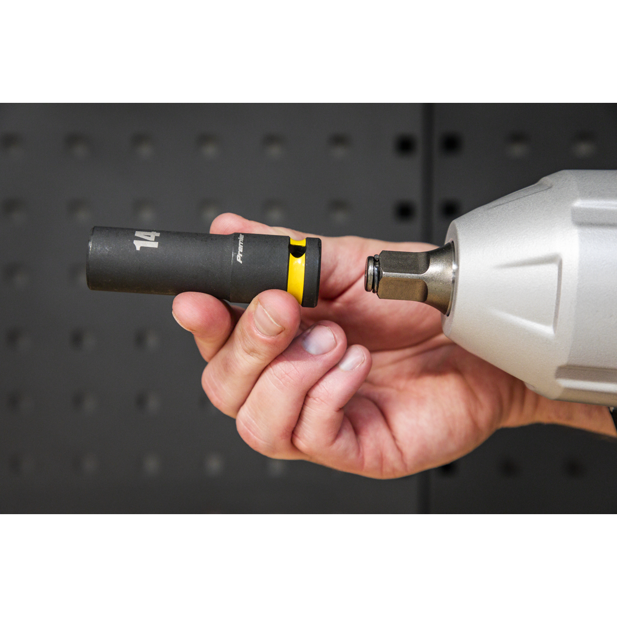 Premier CP20VXIW Premier SV20 Series 1/2"Sq Drive Brushless Cordless Impact Wrench 20V - Body Only