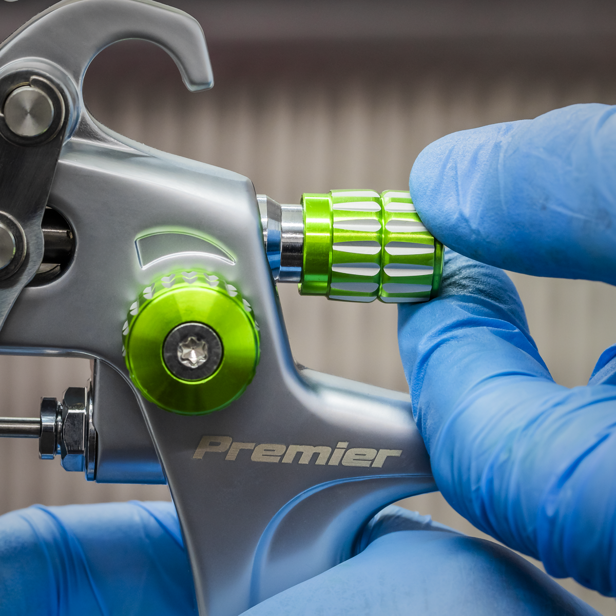 Premier LVLP01 Premier Professional LVLP Gravity Feed Spray Gun 1.4mm Set-Up