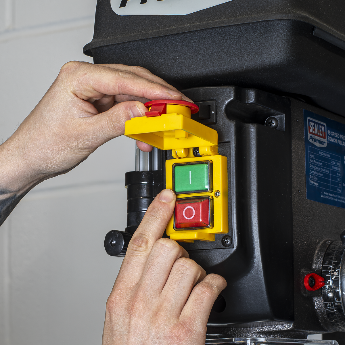 Premier PDM125B Premier Bench Mounting Pillar Drill 16-Speed 370W/230V