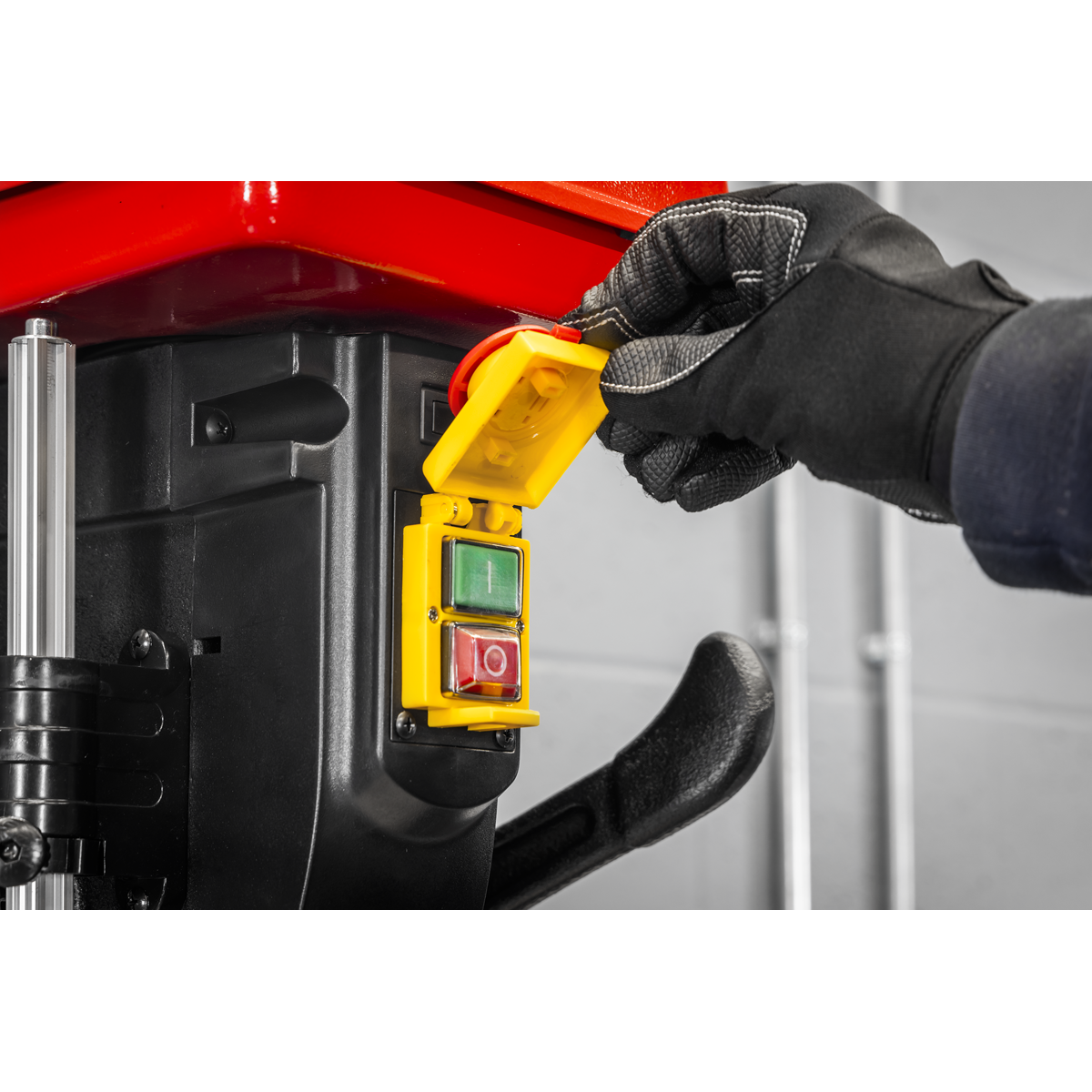 Premier PDM260F Premier Floor Standing Pillar Drill 12-Speed 1100W/230V