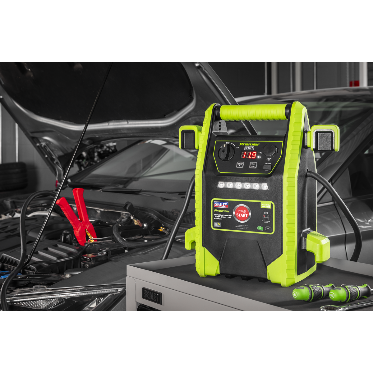Premier PRS2200 Premier 12V RoadStart® Jump Starter 2200 Peak Amps