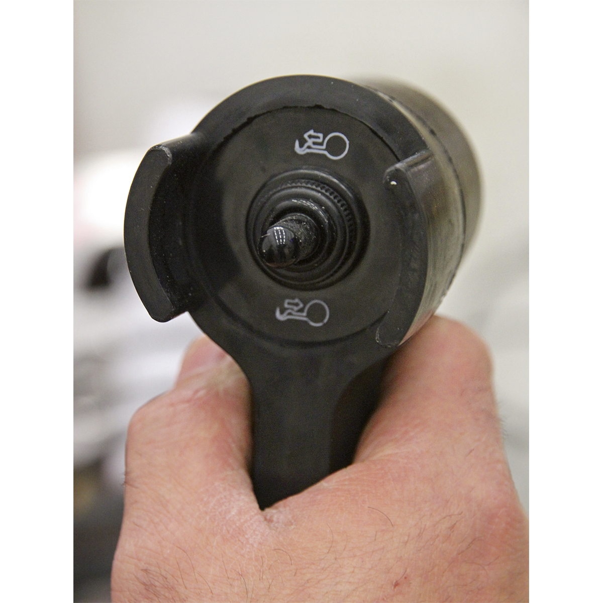 Premier RW8180 Premier Industrial Recovery Winch 8180kg (18000lb) Line Pull 12V