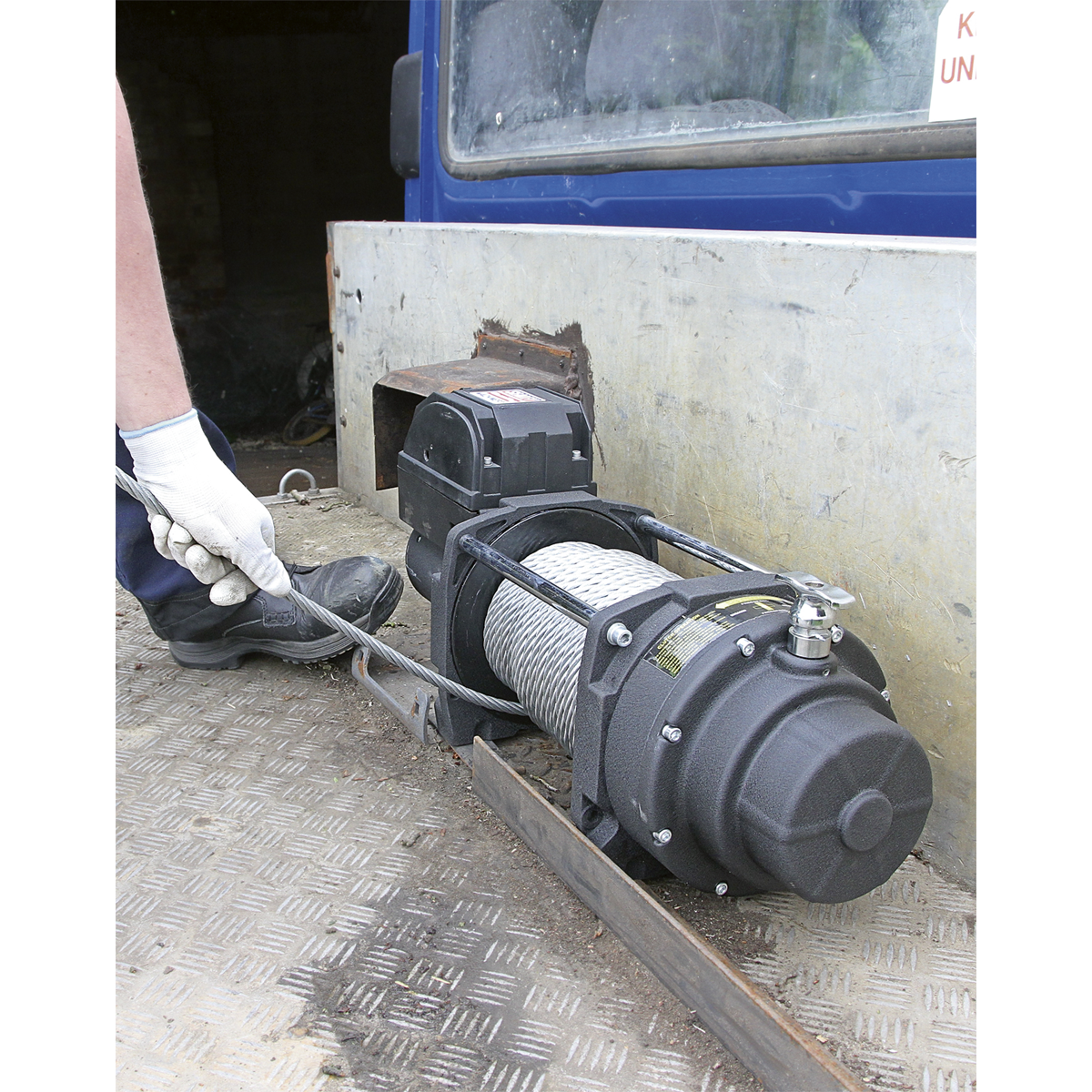 Premier RW8180 Premier Industrial Recovery Winch 8180kg (18000lb) Line Pull 12V