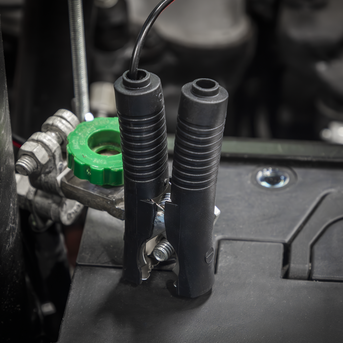 Premier SPBC12 Premier Fully Automatic Battery Charger & Maintainer 12A