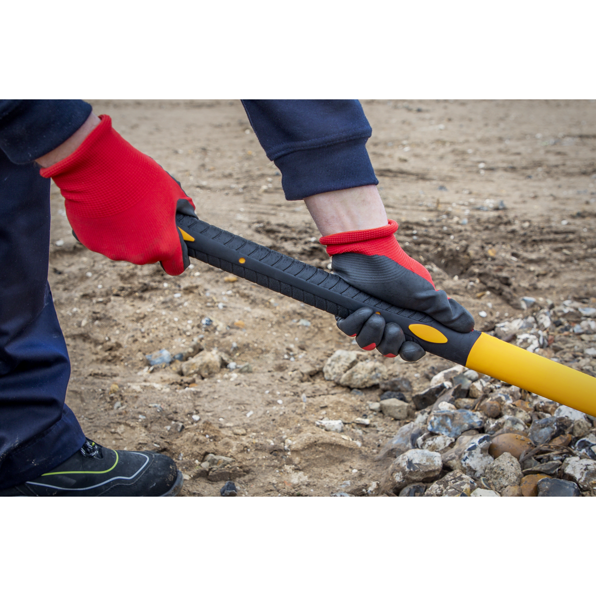 Premier SR704 Premier Railroad Pick Axe with Fibreglass Handle