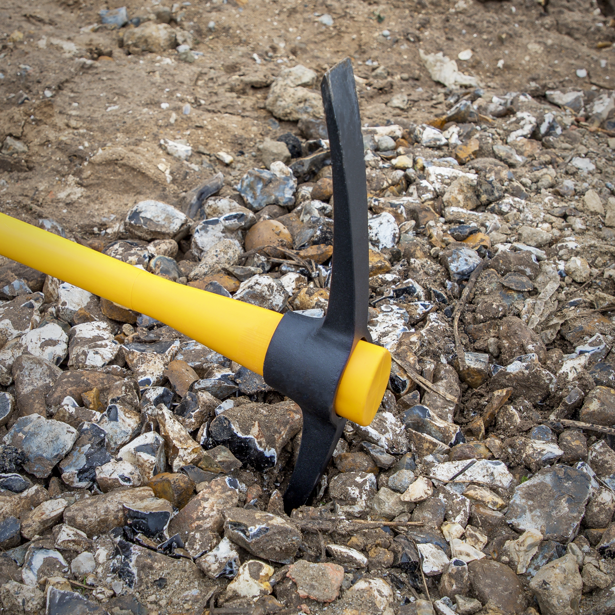 Premier SR704 Premier Railroad Pick Axe with Fibreglass Handle