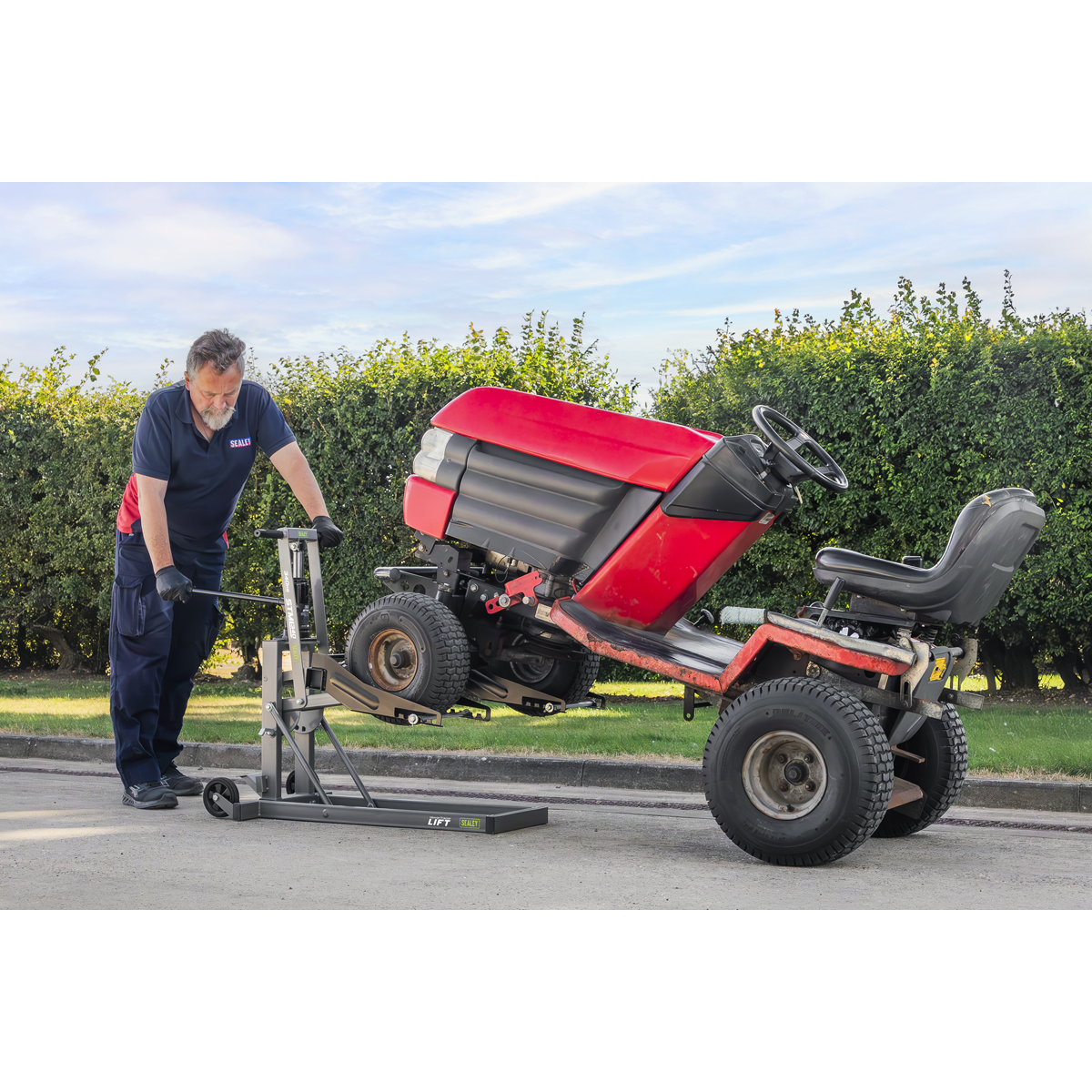 Premier STML340 Hydraulic Mower/Tractor Lift 340kg Capacity