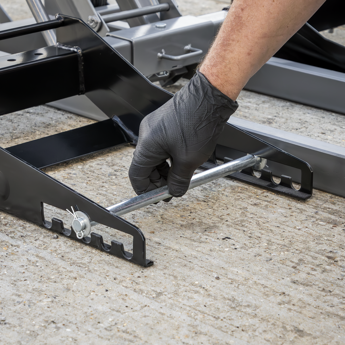 Premier STML340 Hydraulic Mower/Tractor Lift 340kg Capacity