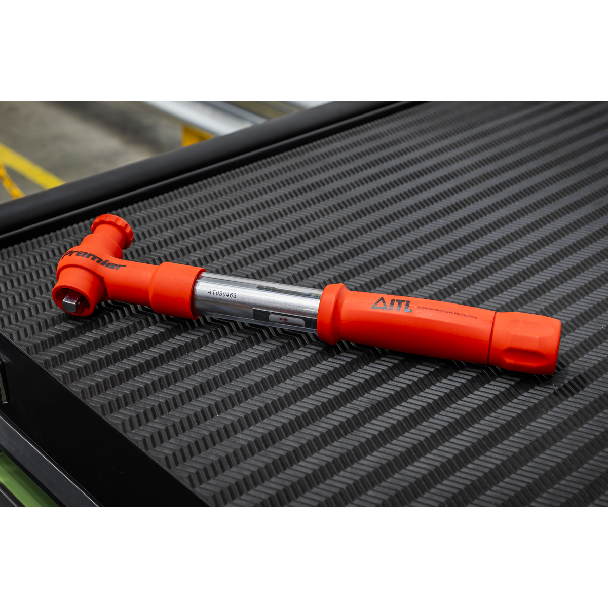 Premier STW803 Premier Insulated Torque Wrench 3/8"Sq Drive 12-60Nm