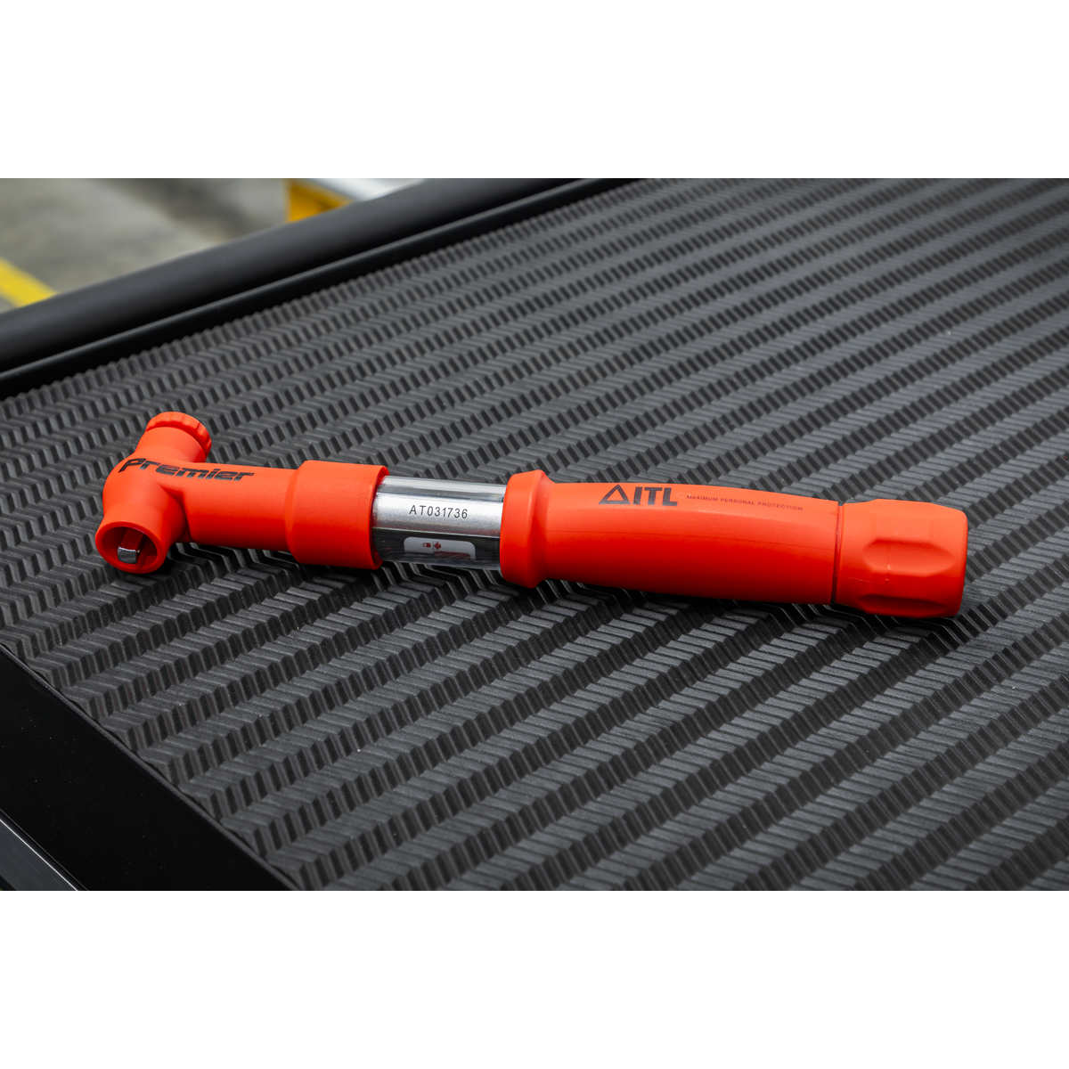 Premier STW806 Premier Insulated Torque Wrench 1/4"Sq Drive 2-12Nm