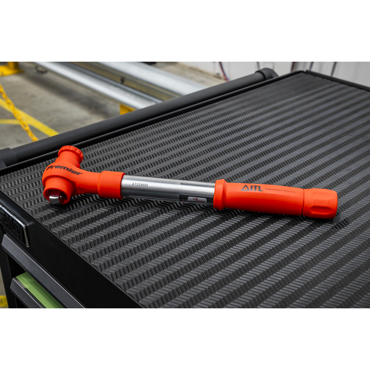 Premier STW807 Premier Insulated Torque Wrench 1/2"Sq Drive 20-100Nm