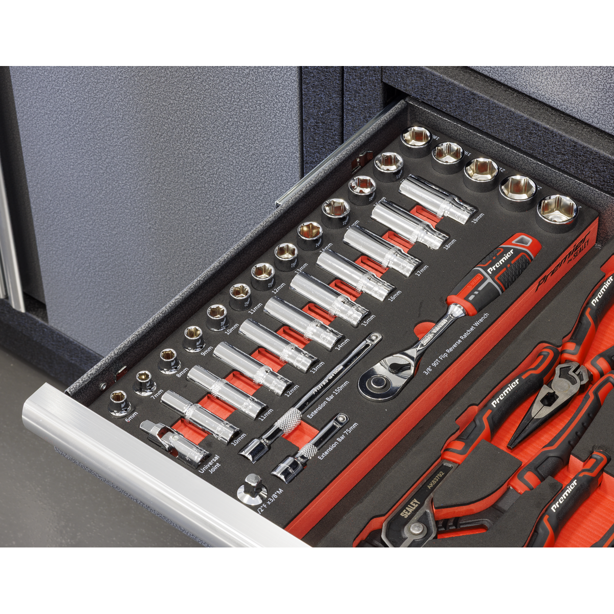 Premier TBT41 Premier Socket Set with Tool Tray 3/8"Sq Drive 32pc