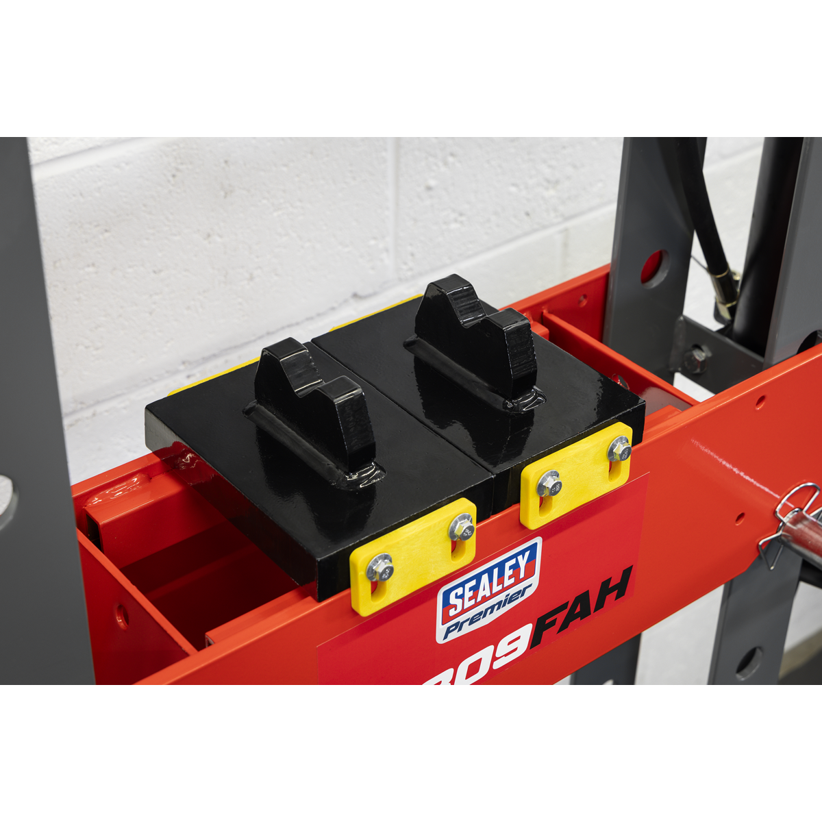 Premier YK309FAH Premier Heavy-Duty Air/Hydraulic Floor Type Press with Foot Pedal 30 Tonne