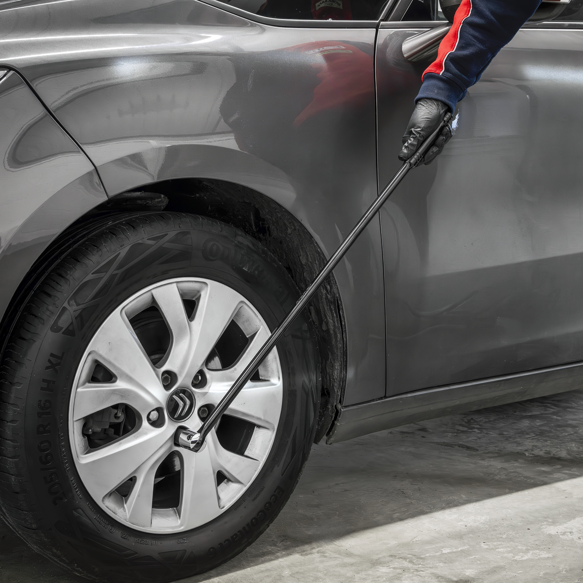 Premier Black AK7323 Premier Black Breaker Bar 750mm 1/2"Sq Drive