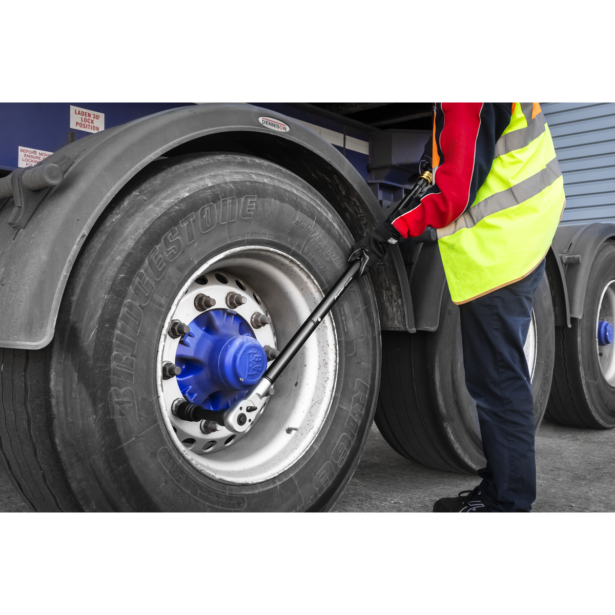 Premier Black STW907B Premier Black Torque Wrench Micrometer 3/4"Sq Drive Calibrated 160-800Nm