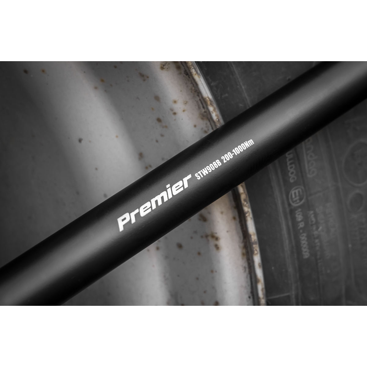 Premier Black STW908B Premier Black Torque Wrench Micrometer 3/4"Sq Drive Calibrated 200-1000Nm