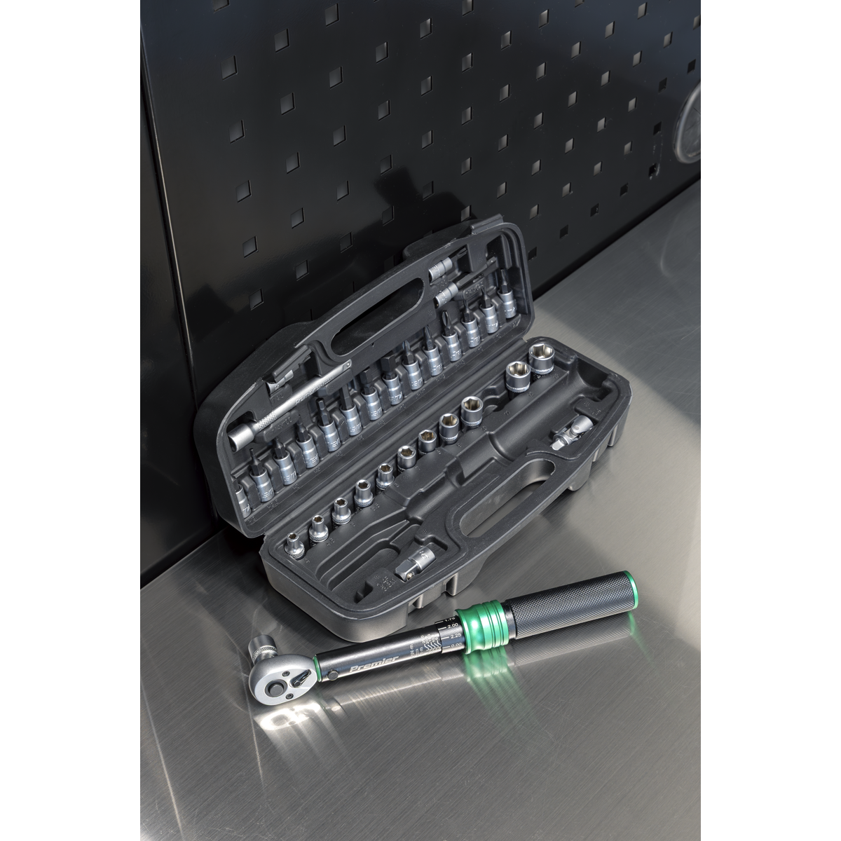 Premier Black STW910B Premier Black Torque Wrench Set 1/4"Sq Drive 5-25Nm 33pc