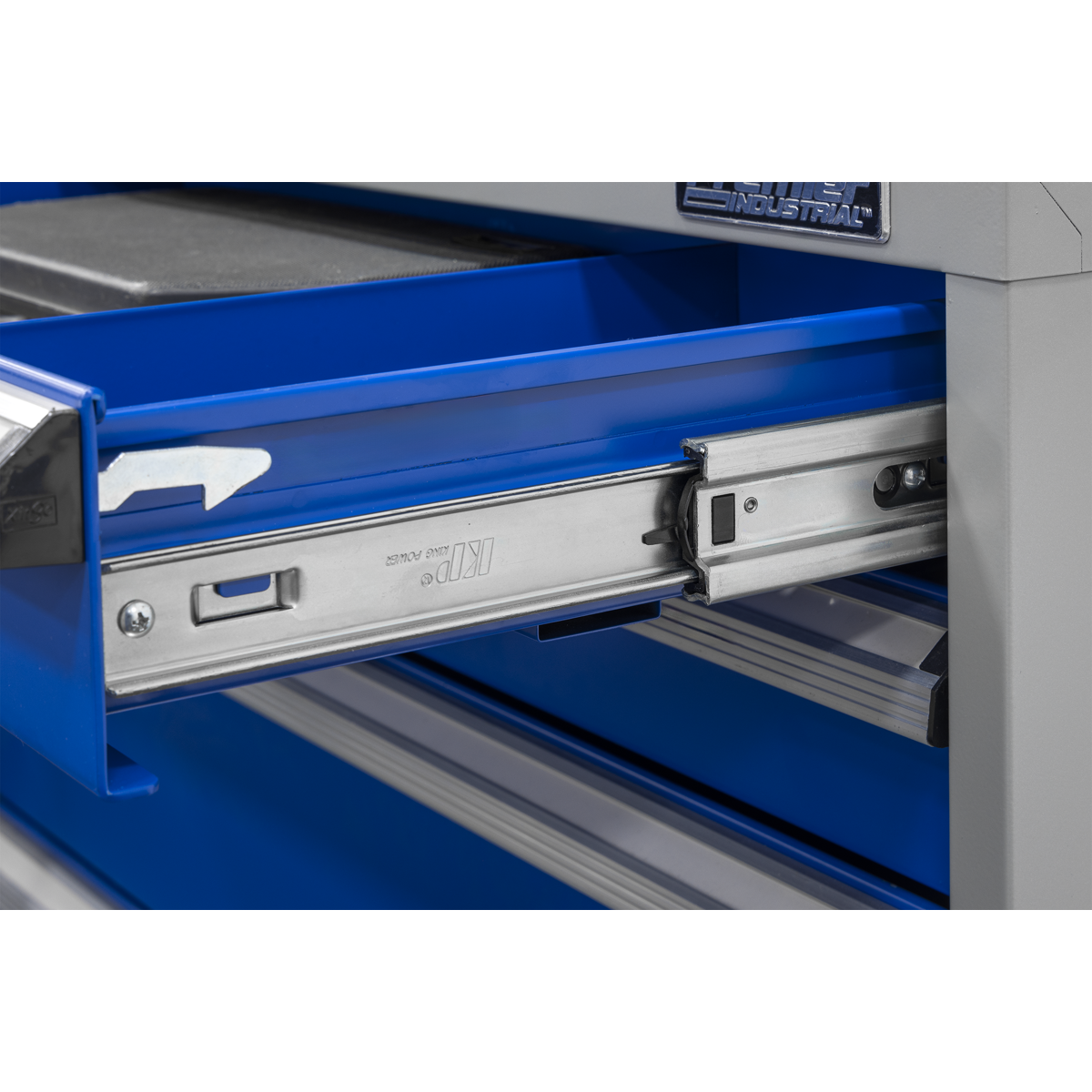 Premier Industrial API9005 Premier Industrial™ Cabinet 5 Drawer
