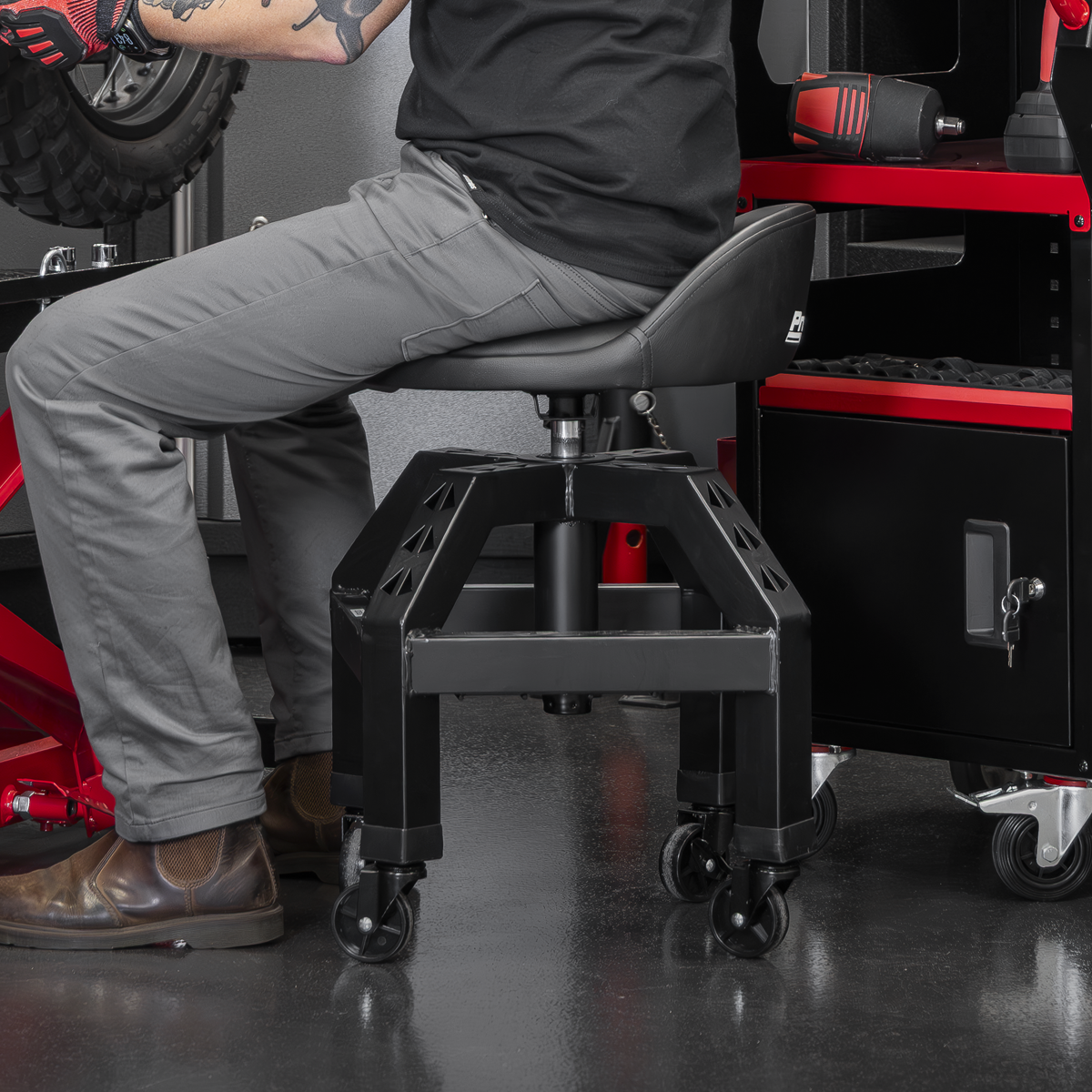 Premier Industrial SCR03B Premier Industrial Pneumatic Creeper Stool with Adjustable Height Swivel Seat & Back Rest