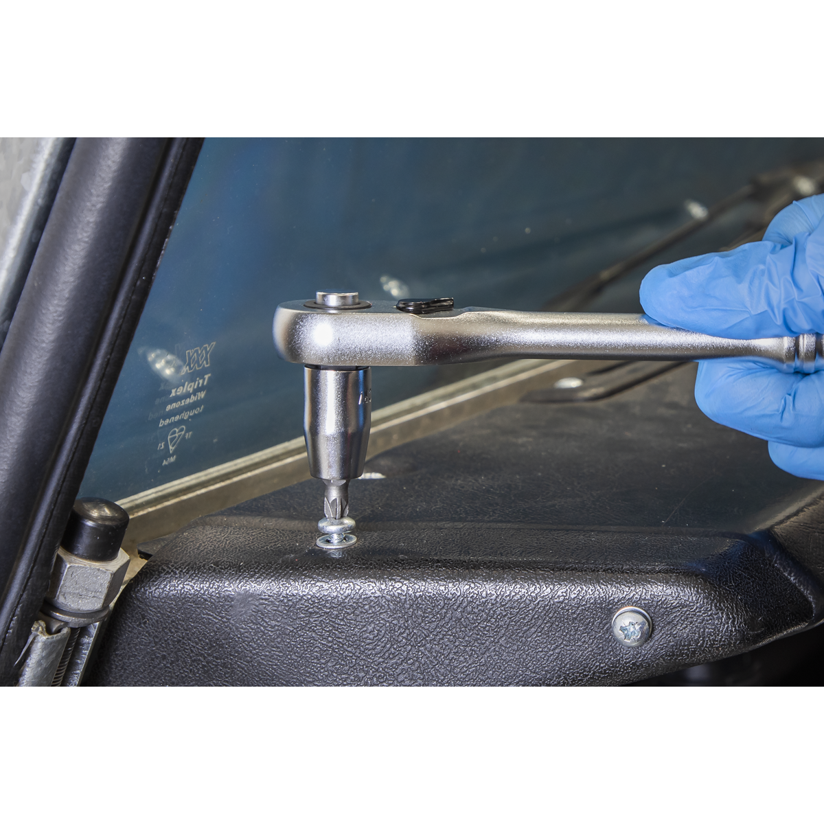 Premier Platinum AK7931 Premier Platinum Ratchet Wrench with Flip Reverse 3/8"Sq Drive 90-Tooth