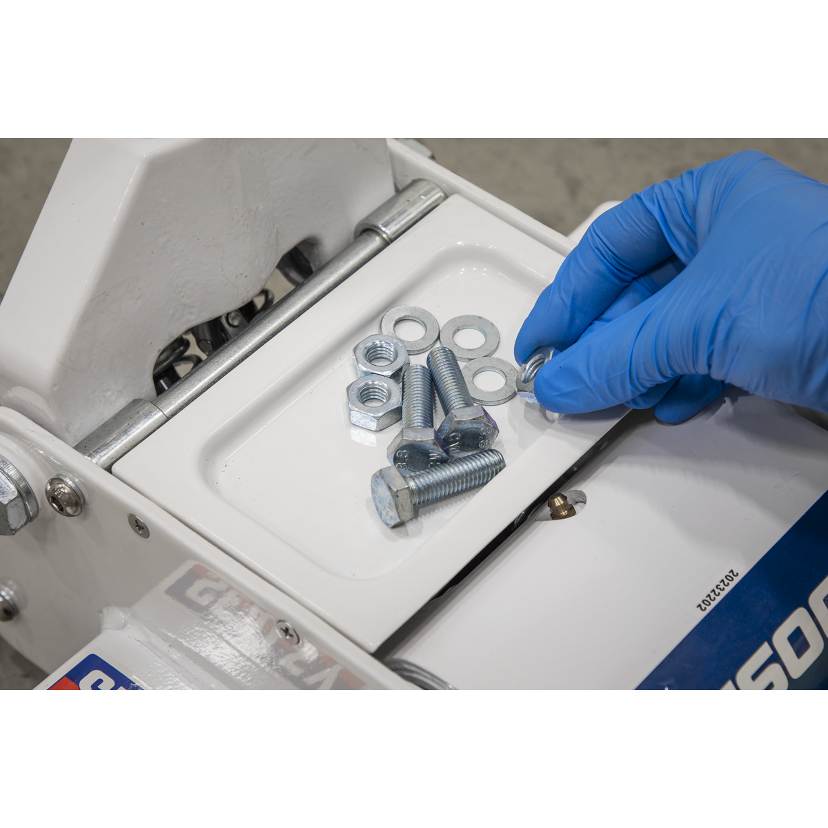 Sealey 1500SLR Low Profile Long Reach Rocket Lift Trolley Jack 1.5 Tonne