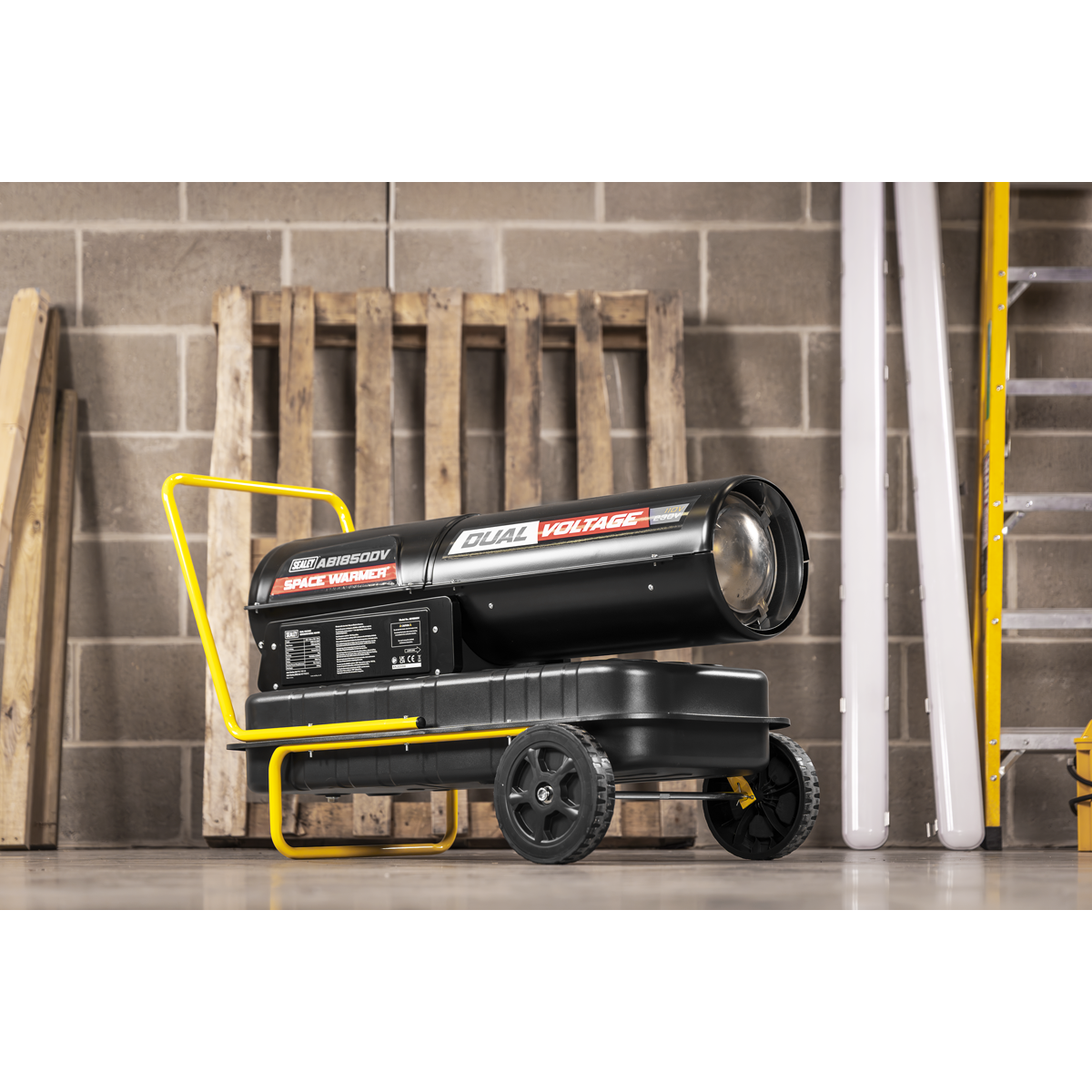 Sealey AB1850DV Dual Voltage Space Warmer® Kerosene/Diesel Heater with Wheels 185,000Btu/hr(55kW)