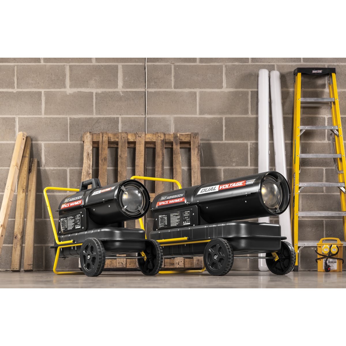 Sealey AB1850DV Dual Voltage Space Warmer® Kerosene/Diesel Heater with Wheels 185,000Btu/hr(55kW)