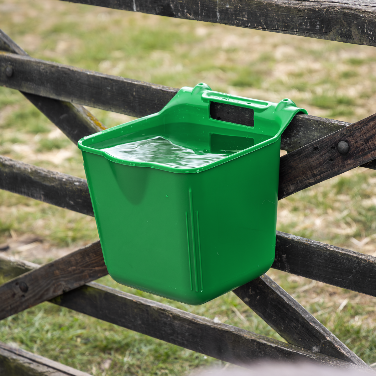 Sealey AFT06 Hook-Over Feeder 13L