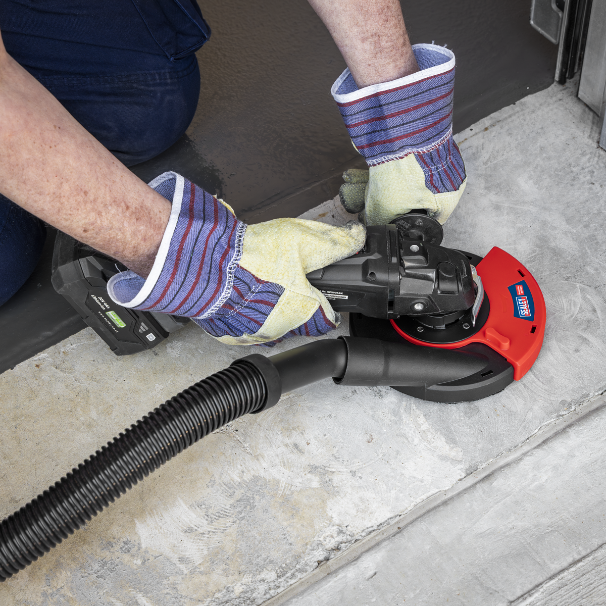 Sealey AGDS01 Adjustable Angle Grinder Dust Shroud