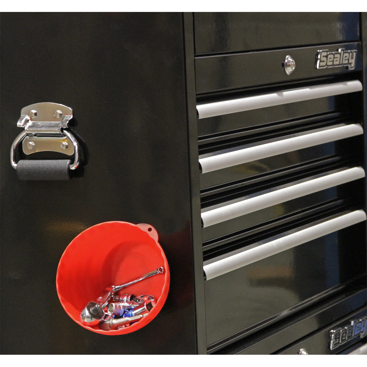 Sealey AK2319 Magnetic Collector 150mm - Red