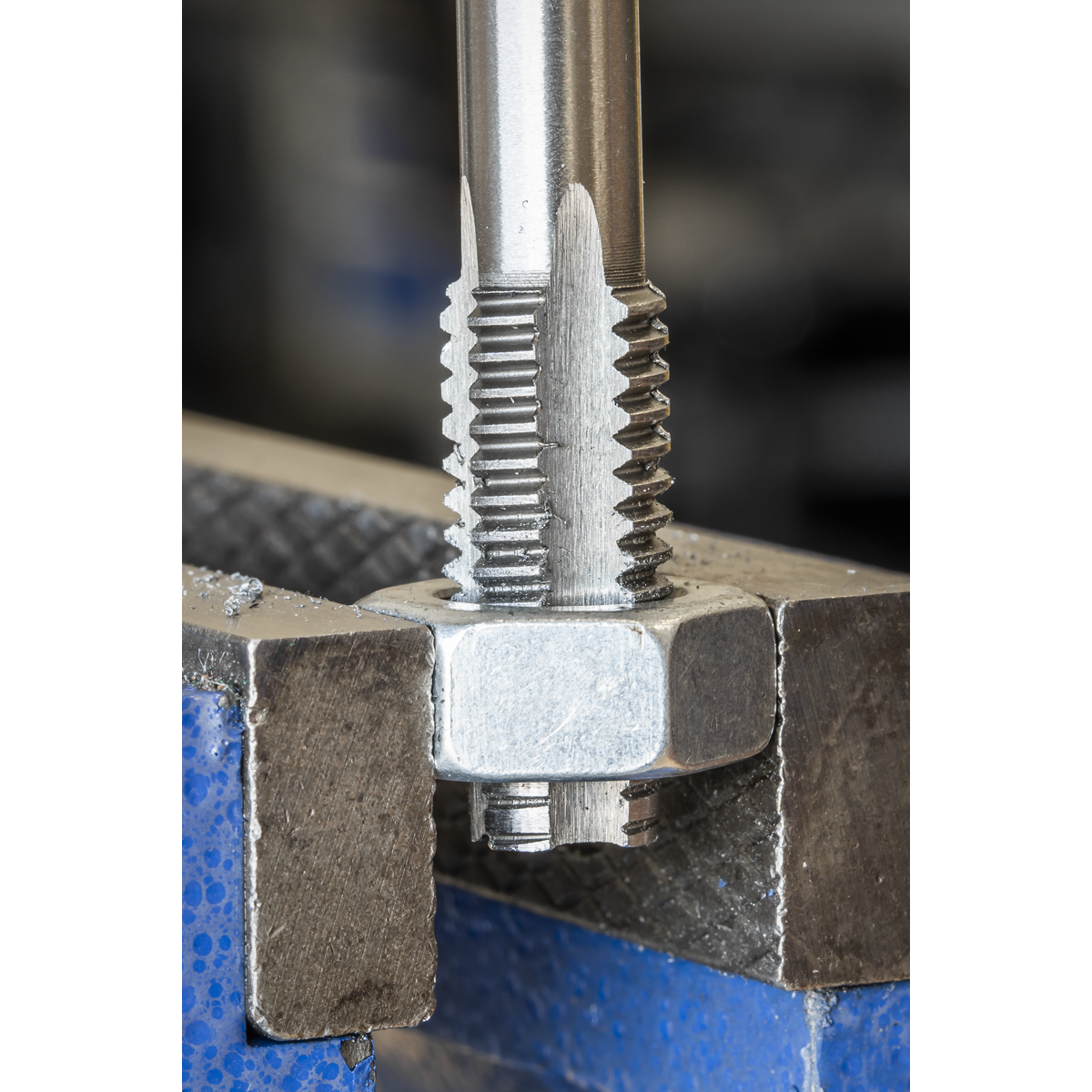 Sealey AK3015 Metric Tap & Die Set Split Dies 32pc