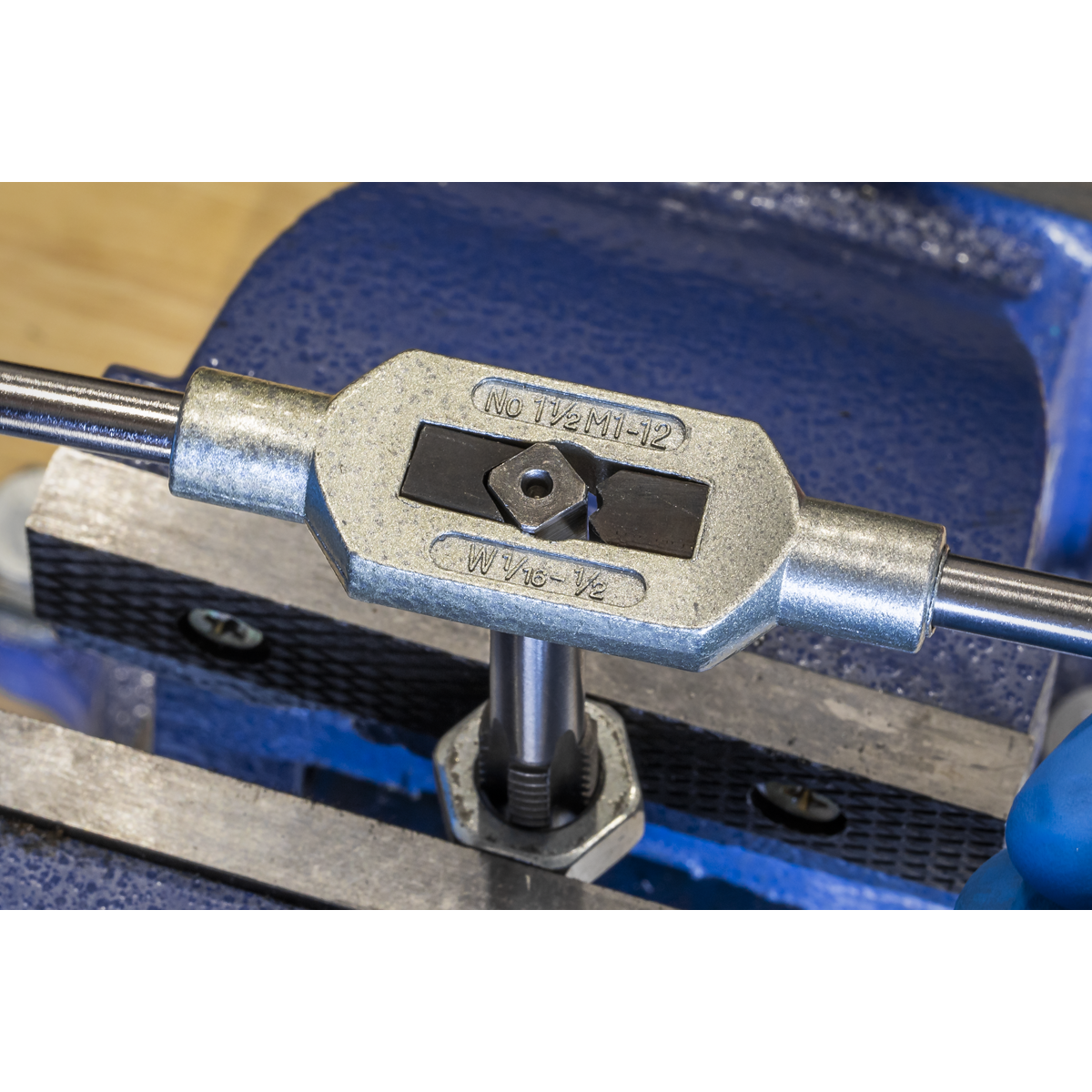 Sealey AK3015 Metric Tap & Die Set Split Dies 32pc