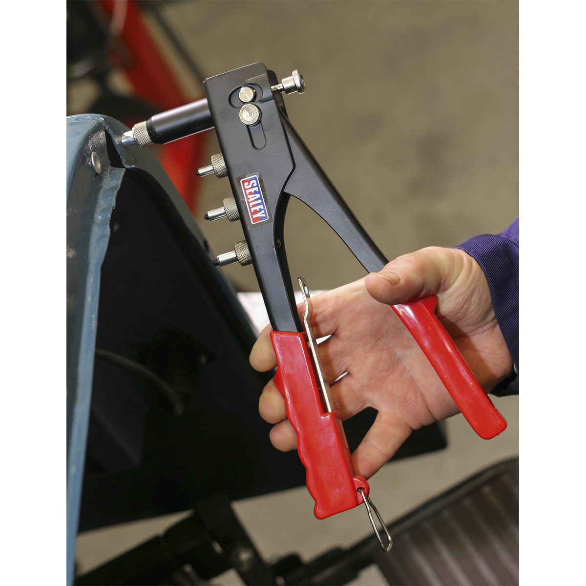 Sealey AK393 Threaded Nut Riveting Kit