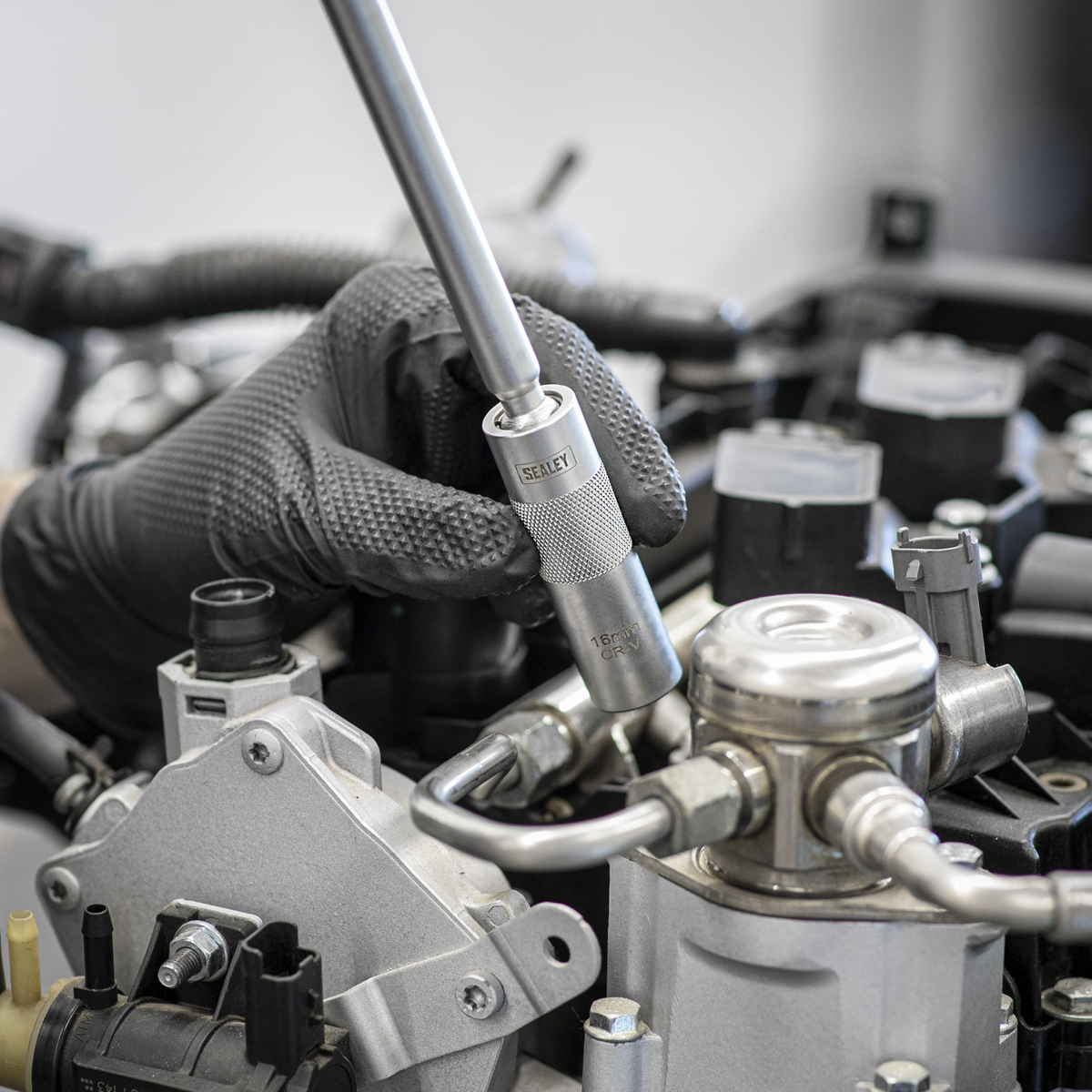 Sealey AK6576 Spark Plug Socket with Universal Joint & Extension 3/8"Sq Drive 12-Point 16mm