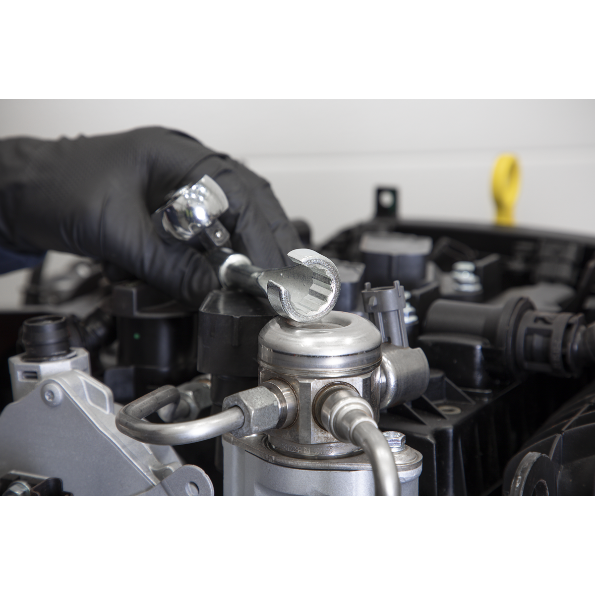 Sealey AK6900 Multi-Point Fuel Pipe Socket 3/8"Sq Drive 17mm