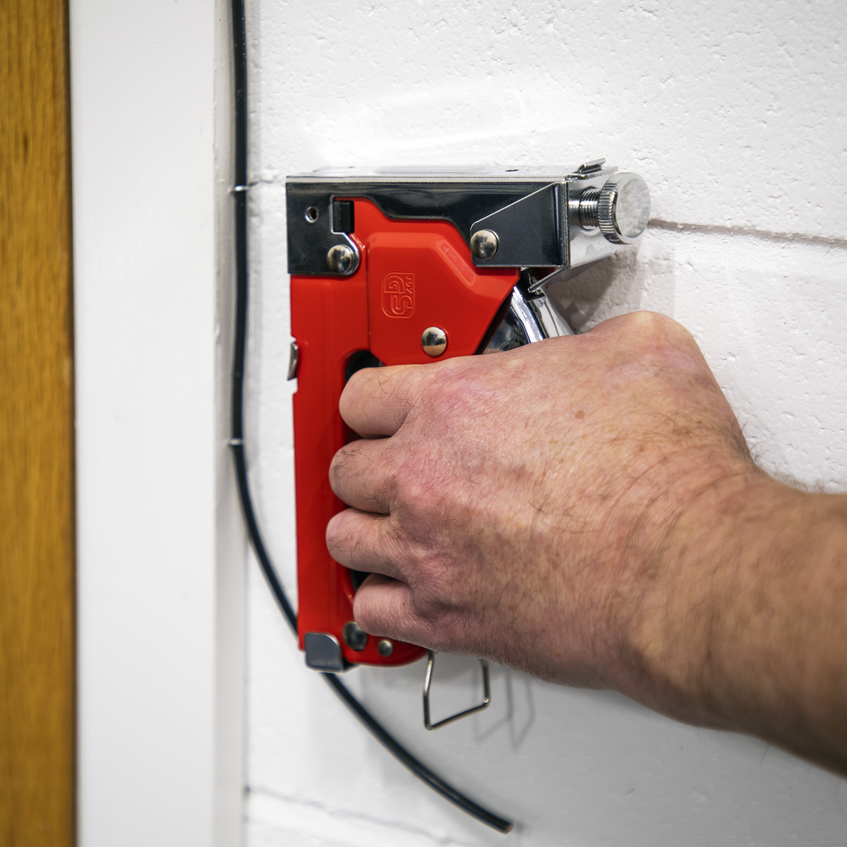 Sealey AK7061 Premier Heavy-Duty Staple & Brad Nail Gun