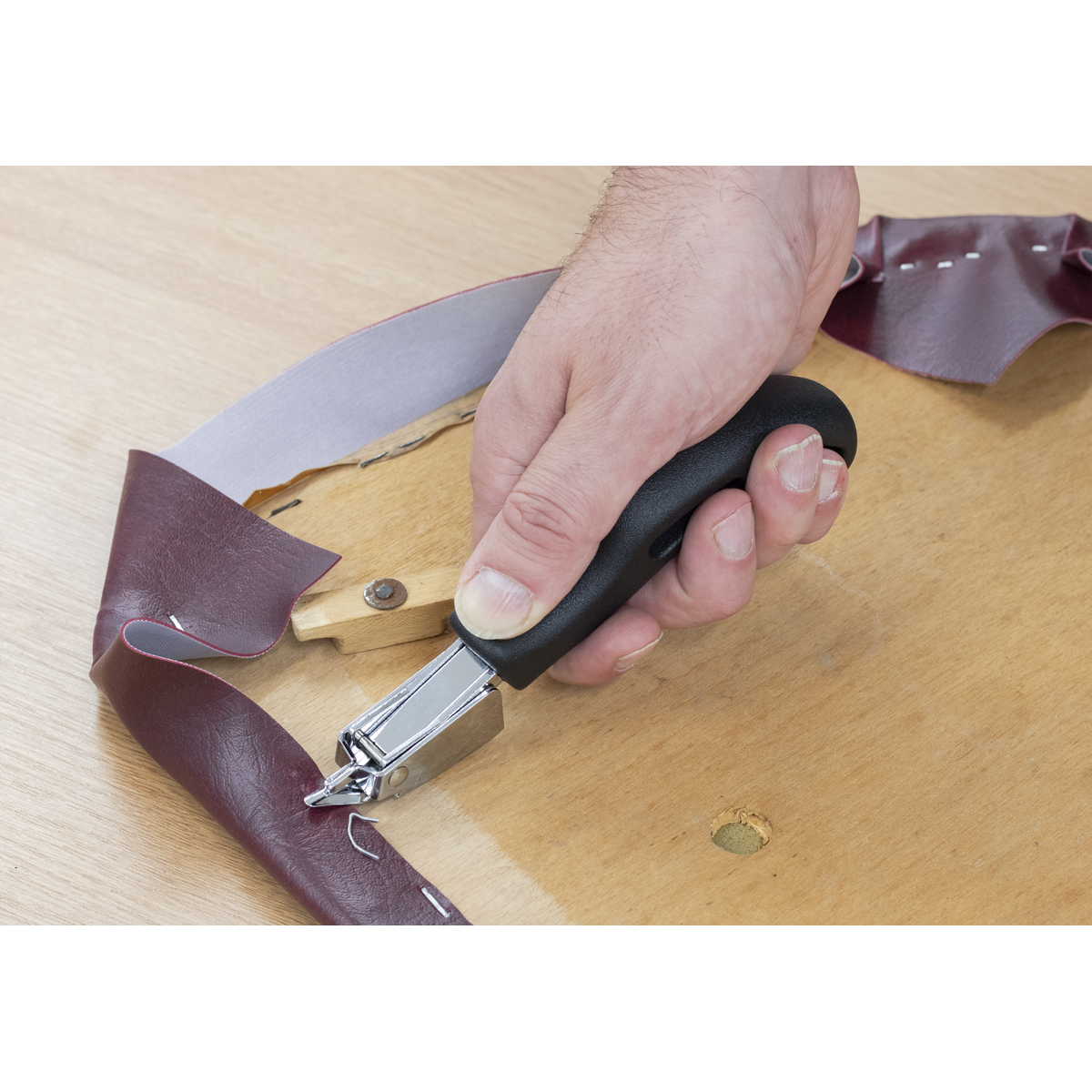 Sealey AK707 Premier Heavy-Duty Staple Remover