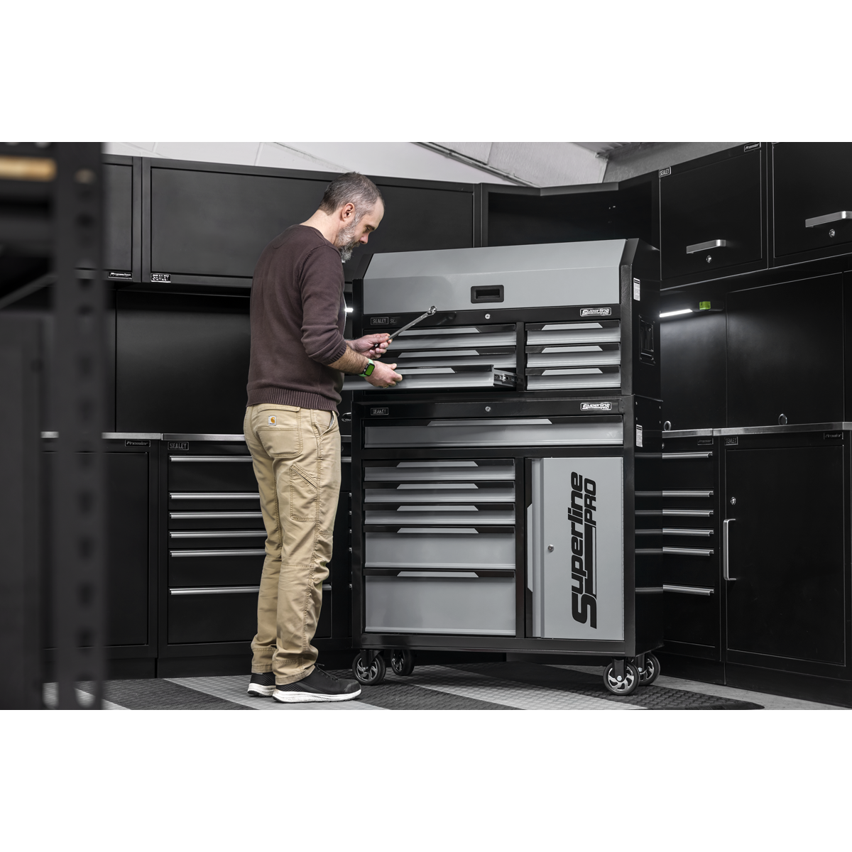 Sealey AP1080GR Superline Pro® Topchest & Rollcab Combination 12 Drawer & 1 Door Cupboard - Grey