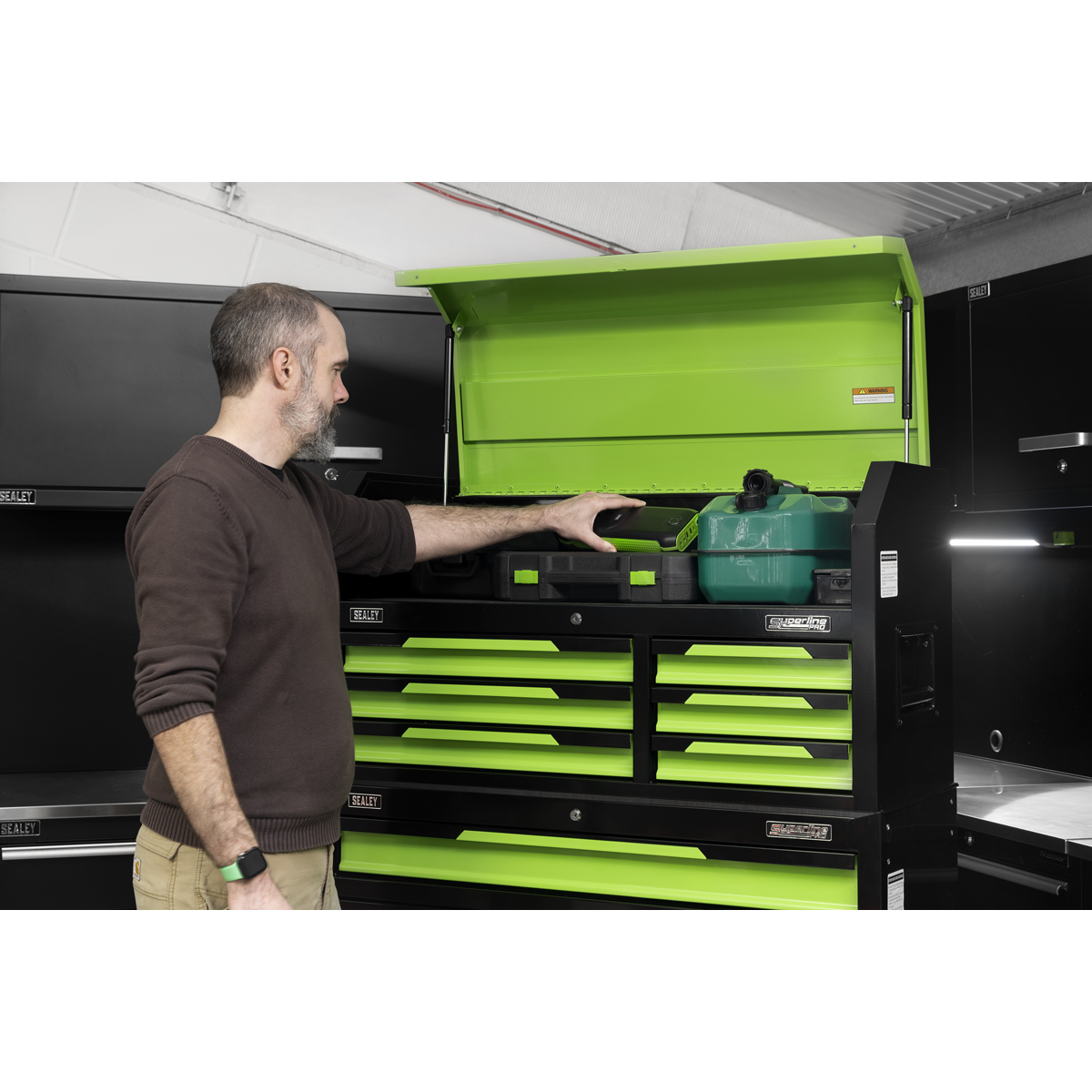 Sealey AP1080HVG Superline Pro® Topchest & Rollcab Combination 12 Drawer & 1 Door Cupboard - Green