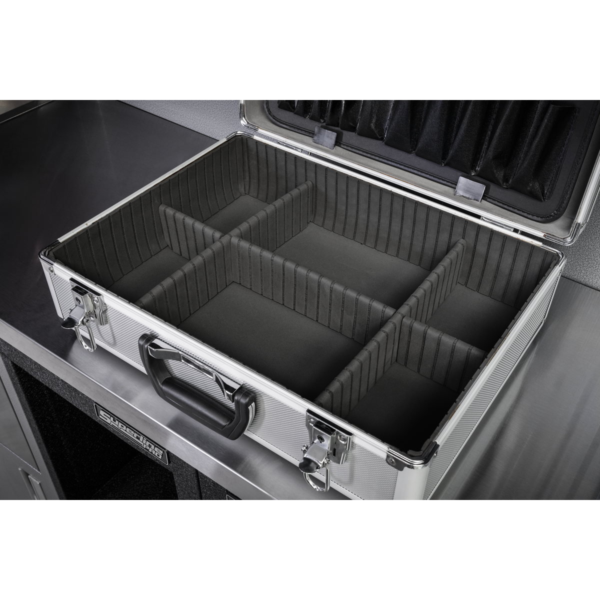Sealey AP601 Aluminium Tool Case with Radiused Edges