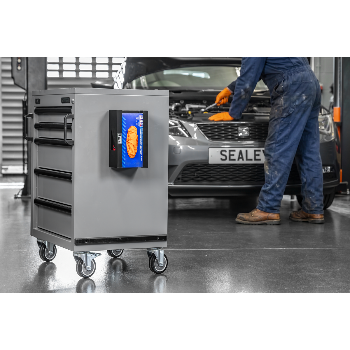 Sealey APGDB Magnetic Glove Dispenser - Black