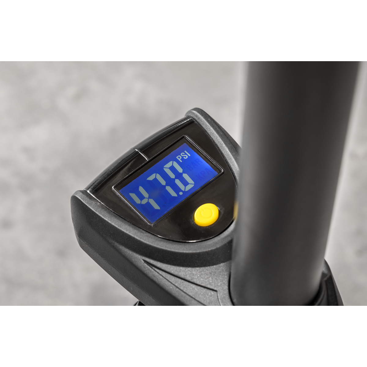 Sealey BC115D Track Pump with Digital Gauge